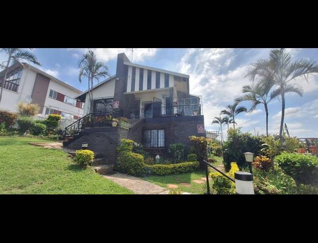 6 BEDROOM HOUSE FOR SALE IN RESERVOIR HILLS